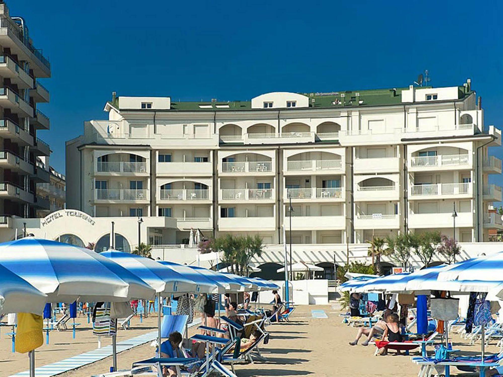 Residence A-More Rimini Buitenkant foto